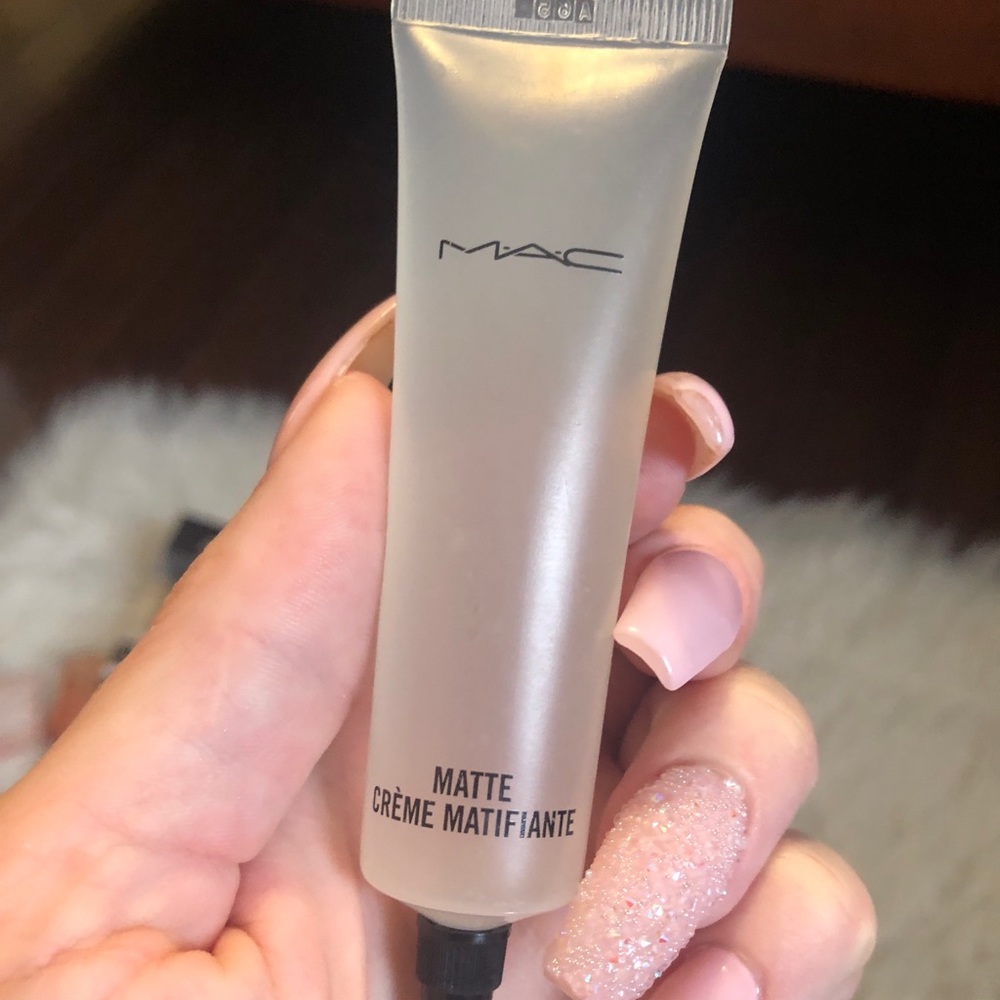 MAC cosmetics MATTE primer BRAND NEW